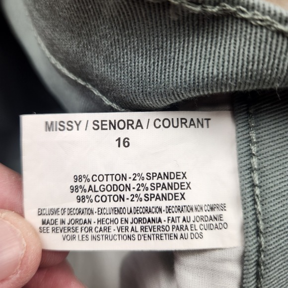 Gloria Vanderbilt Amanda Classic Fit Mid Rise Skimmer Pants Size 16 NWT - Picture 8 of 8